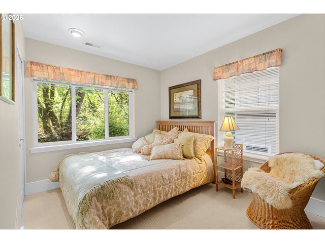 780 Nw 118TH Ave 105, Portland, OR 97229