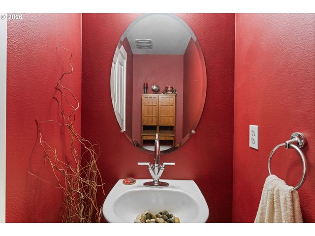 780 Nw 118TH Ave 105, Portland, OR 97229