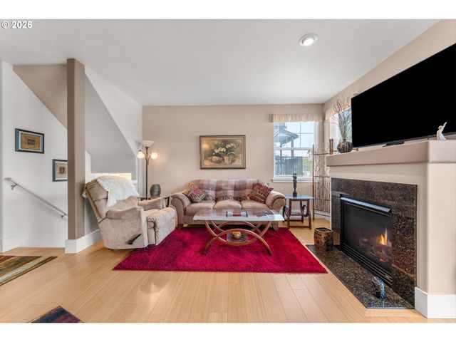 780 Nw 118TH Ave 105, Portland, OR 97229