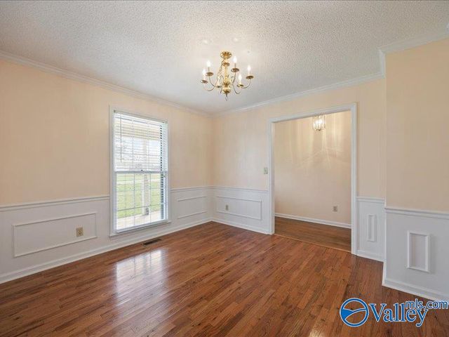 179 Plainview Drive SE, Owens Cross Roads, AL 35763