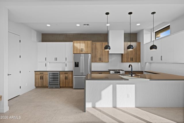 377 E WINDSOR Avenue 21, Phoenix, AZ 85004