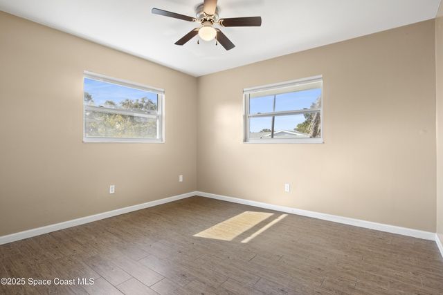 737 NE Badger Drive NE, Palm Bay, FL 32905