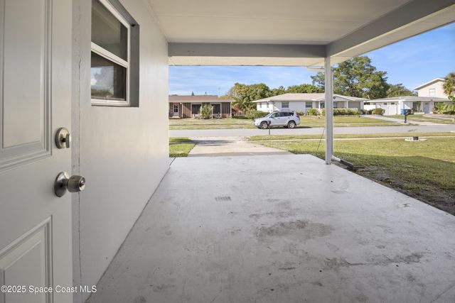 737 NE Badger Drive NE, Palm Bay, FL 32905