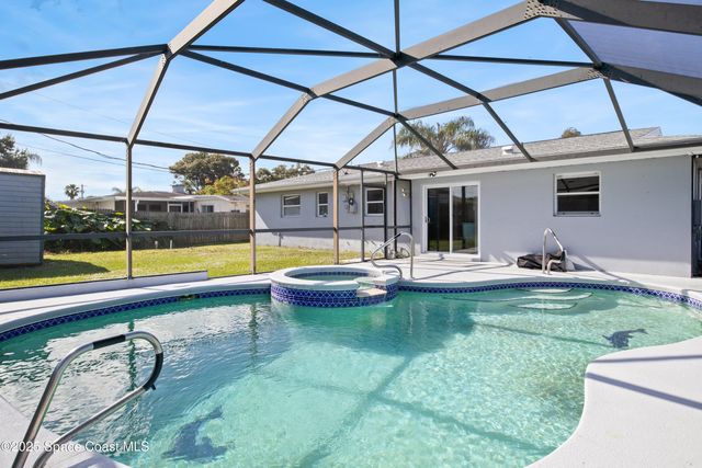 737 NE Badger Drive NE, Palm Bay, FL 32905