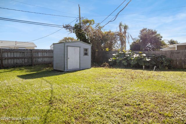 737 NE Badger Drive NE, Palm Bay, FL 32905