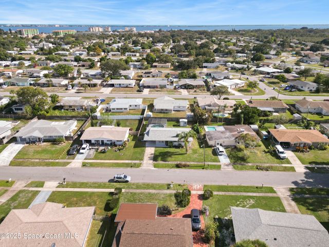 737 NE Badger Drive NE, Palm Bay, FL 32905