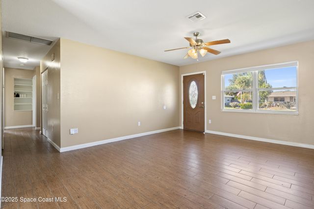 737 NE Badger Drive NE, Palm Bay, FL 32905