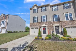 78 VILLAGE GREEN, Sicklerville, NJ 08081