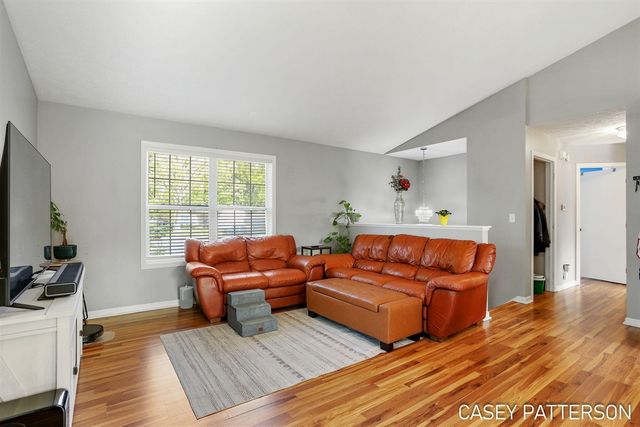 94 Elwood Court, Holland, MI 49424