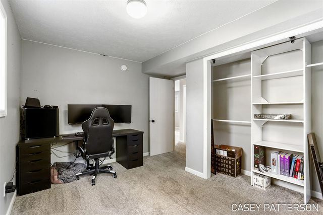 94 Elwood Court, Holland, MI 49424