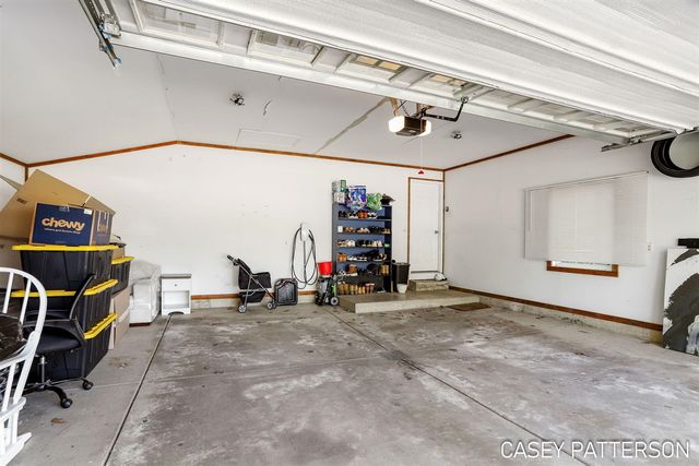94 Elwood Court, Holland, MI 49424