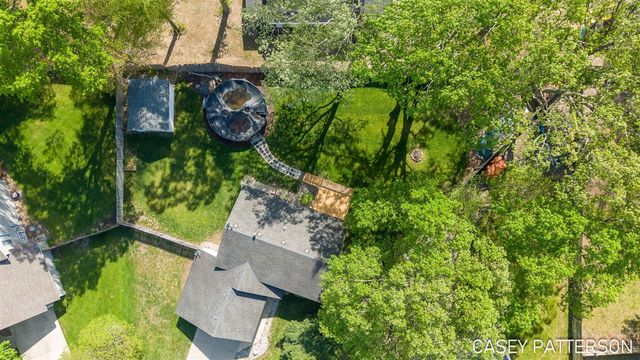 94 Elwood Court, Holland, MI 49424