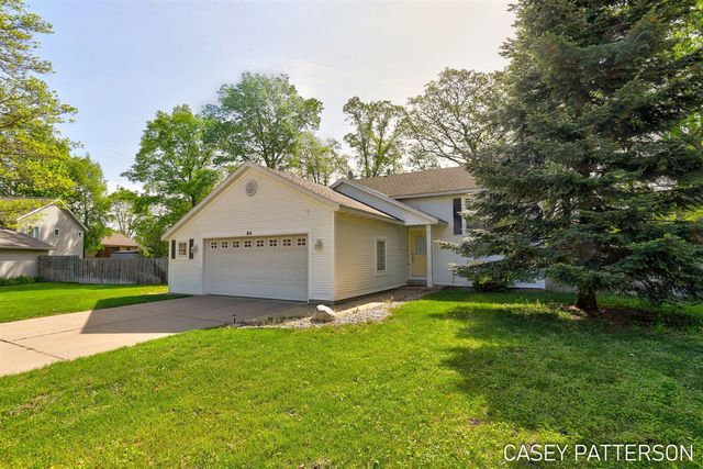 94 Elwood Court, Holland, MI 49424