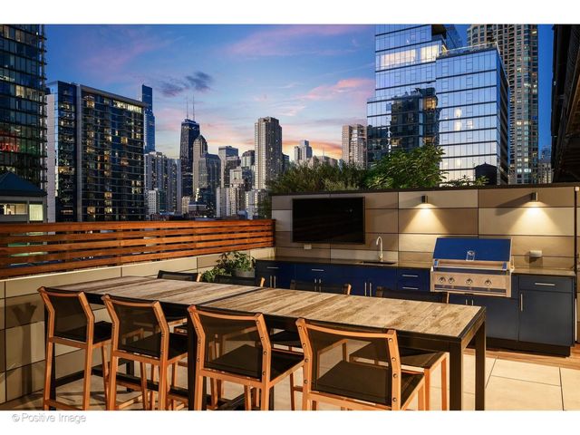 333 W Hubbard Street 701, Chicago, IL 60654