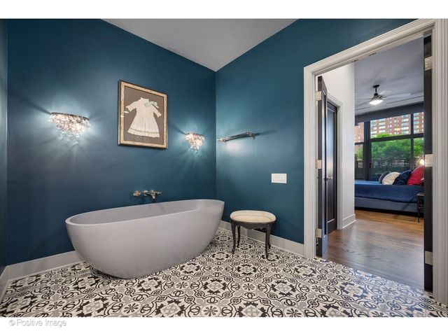 333 W Hubbard Street 701, Chicago, IL 60654
