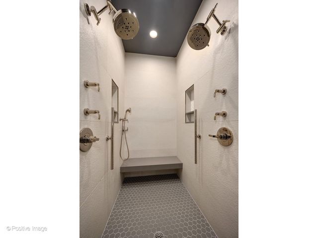 333 W Hubbard Street 701, Chicago, IL 60654