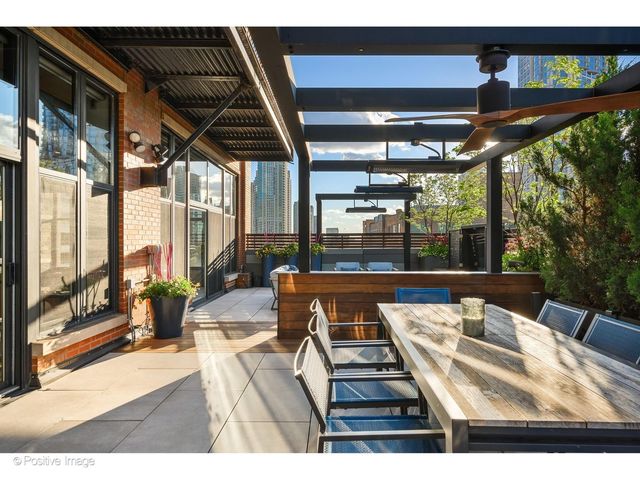 333 W Hubbard Street 701, Chicago, IL 60654