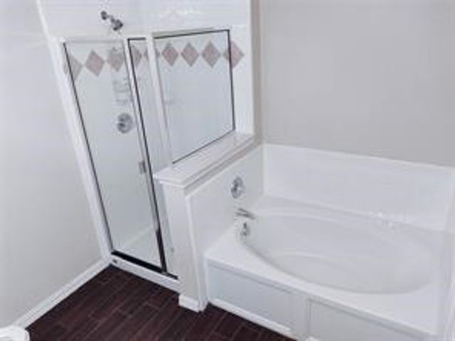 5213 Mirror Lake Drive, Haltom City, TX 76117