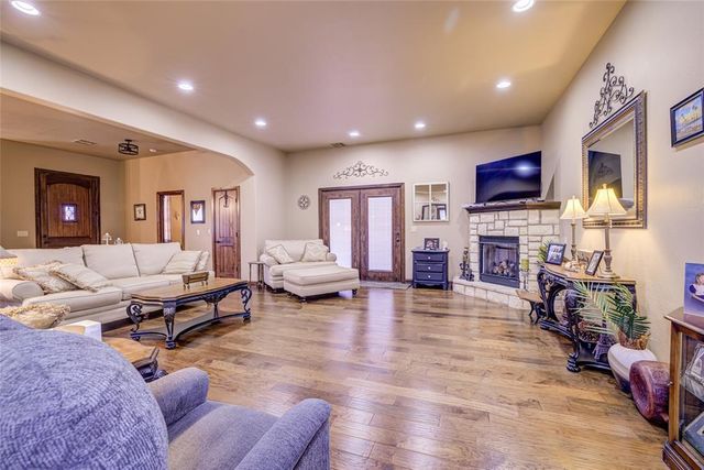 2128 Pinnacle Point, Oklahoma City, OK 73170