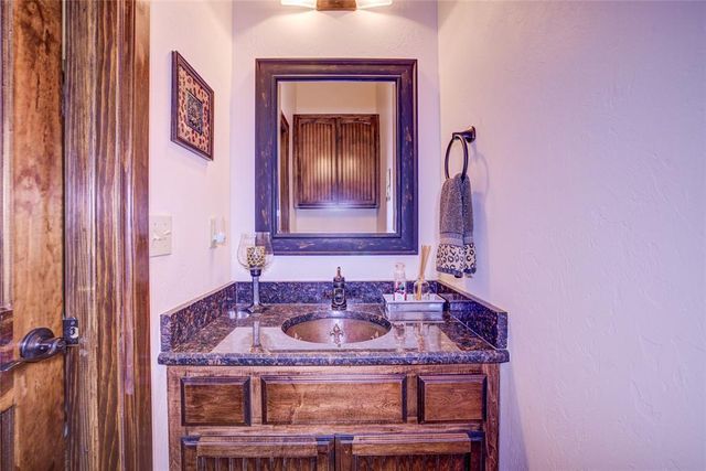 2128 Pinnacle Point, Oklahoma City, OK 73170