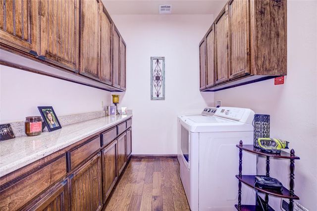 2128 Pinnacle Point, Oklahoma City, OK 73170