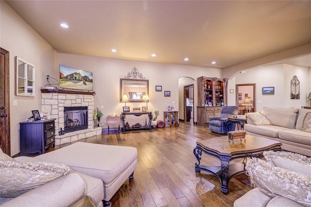 2128 Pinnacle Point, Oklahoma City, OK 73170