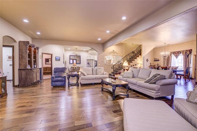 2128 Pinnacle Point, Oklahoma City, OK 73170