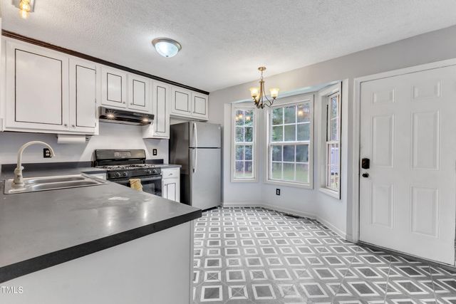 308 Deep Creek Drive, Clayton, NC 27520