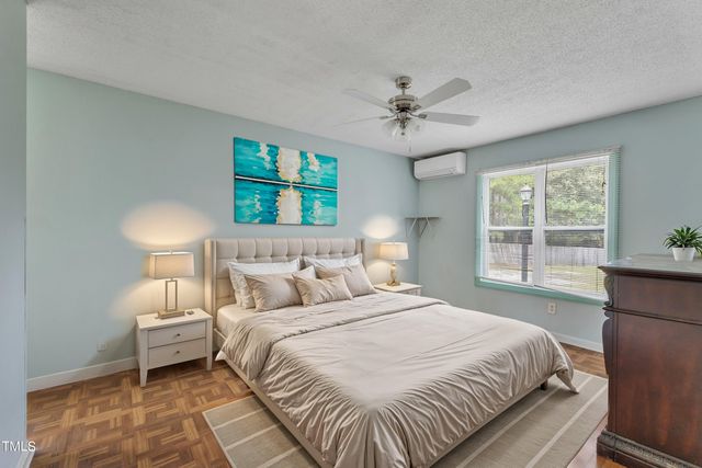 308 Deep Creek Drive, Clayton, NC 27520