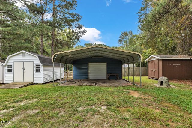 308 Deep Creek Drive, Clayton, NC 27520