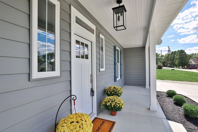 8128 Sycamore Street, Maineville, OH 45039