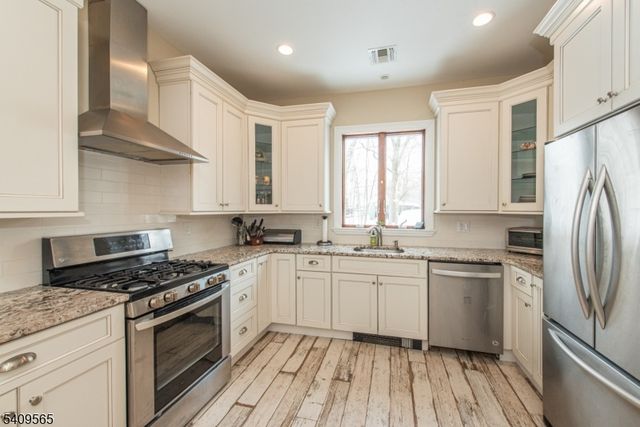 807 High Mountain Rd, North Haledon Boro, NJ 07508