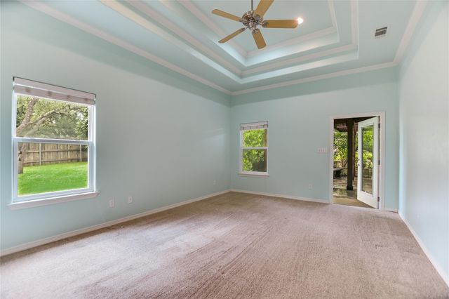 1002 Madison CIR, Marble Falls, TX 78654