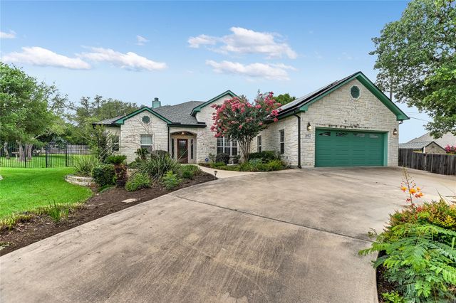 1002 Madison CIR, Marble Falls, TX 78654