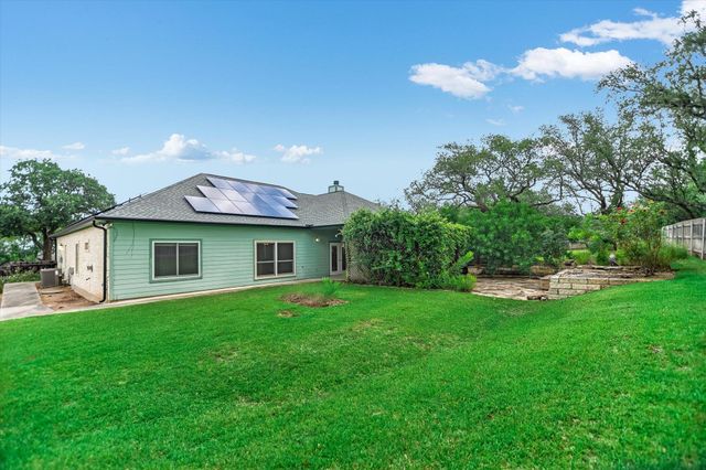 1002 Madison CIR, Marble Falls, TX 78654