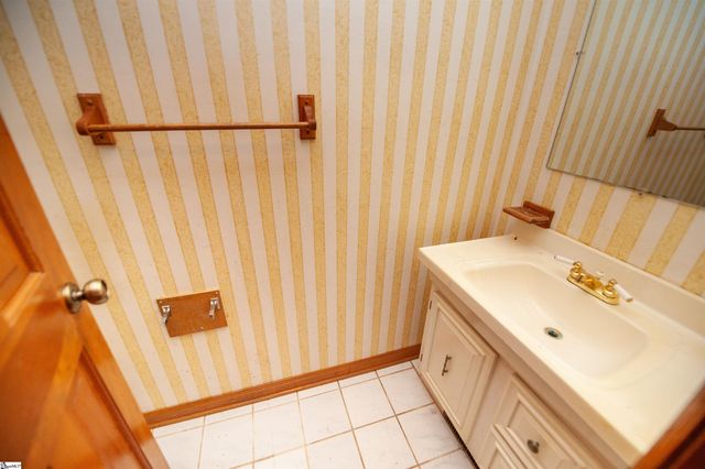 3675 Reidville Road, Spartanburg, SC 29301