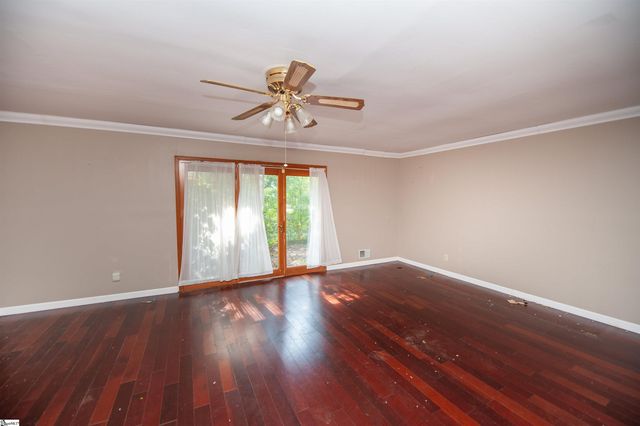 3675 Reidville Road, Spartanburg, SC 29301