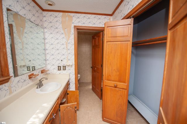 3675 Reidville Road, Spartanburg, SC 29301