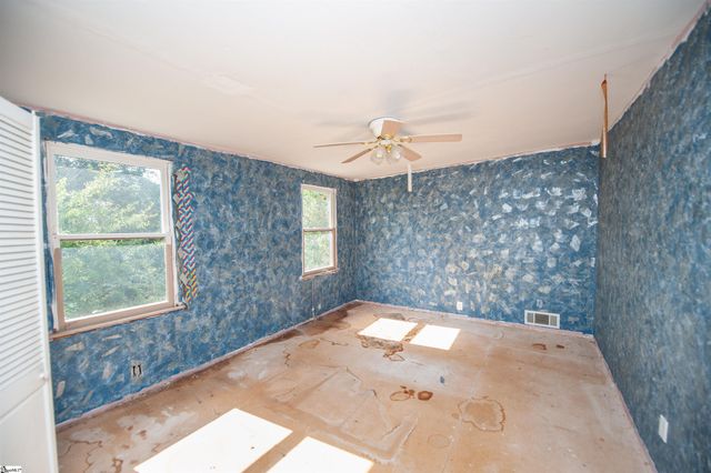 3675 Reidville Road, Spartanburg, SC 29301