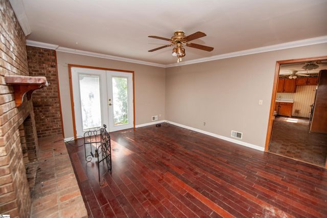 3675 Reidville Road, Spartanburg, SC 29301