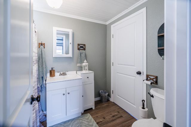 685 Park St, Turlock, CA 95380