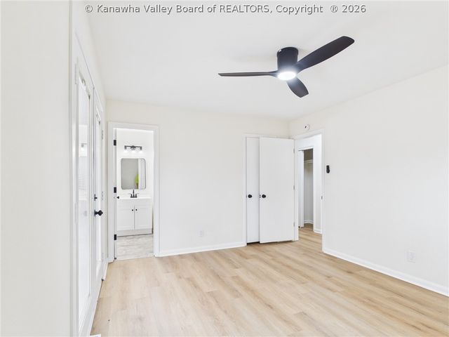 4207 Hackberry Lane, Charleston, WV 25313