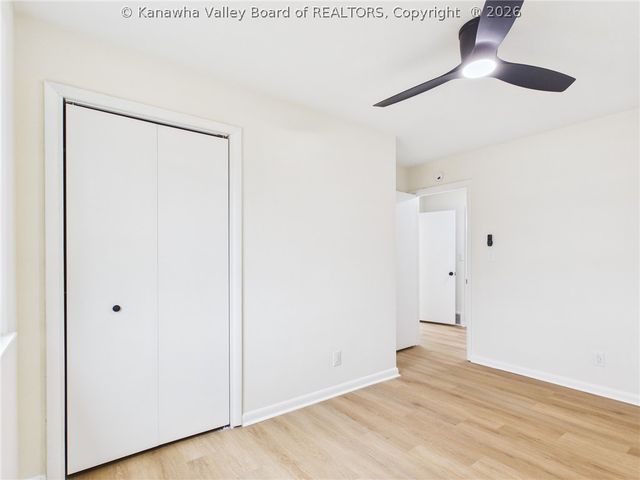 4207 Hackberry Lane, Charleston, WV 25313