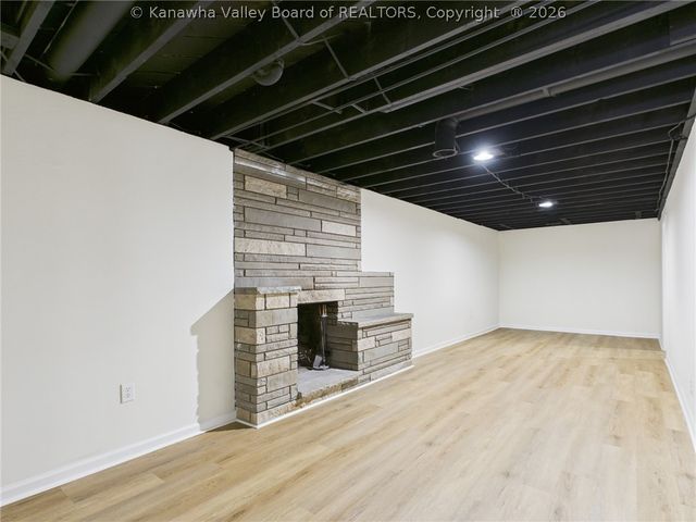 4207 Hackberry Lane, Charleston, WV 25313