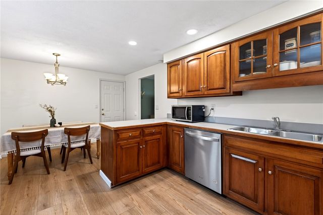 330 Woodlawn Drive, Fairborn, OH 45324