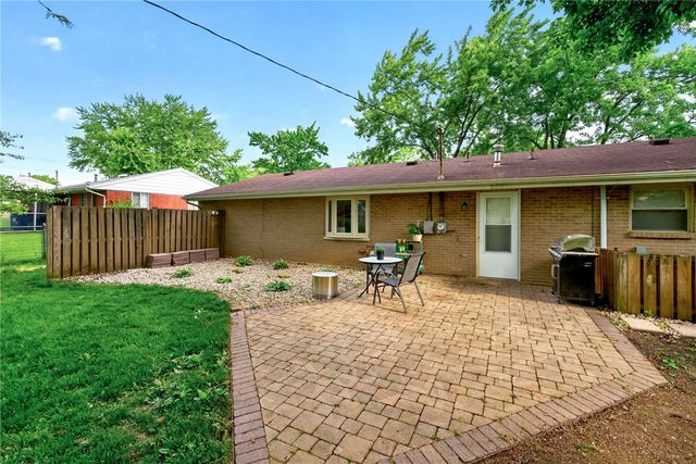 330 Woodlawn Drive, Fairborn, OH 45324