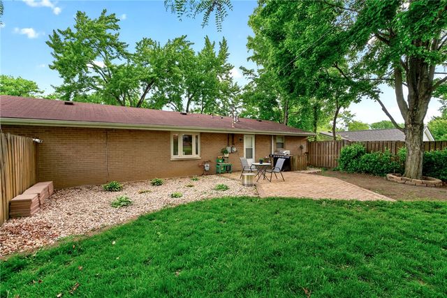 330 Woodlawn Drive, Fairborn, OH 45324