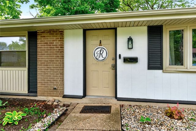 330 Woodlawn Drive, Fairborn, OH 45324