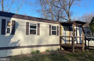 1387 FRANK ROAD, Chambersburg, PA 17202