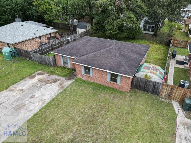 251 Garden Circle, Hinesville, GA 31313